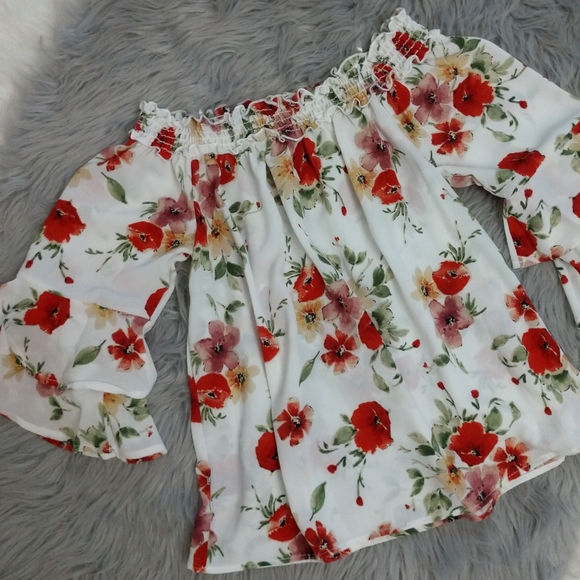 🆕 Floral Bell Sleeve Off Shoulder Boho Top - Picture 9 of 9